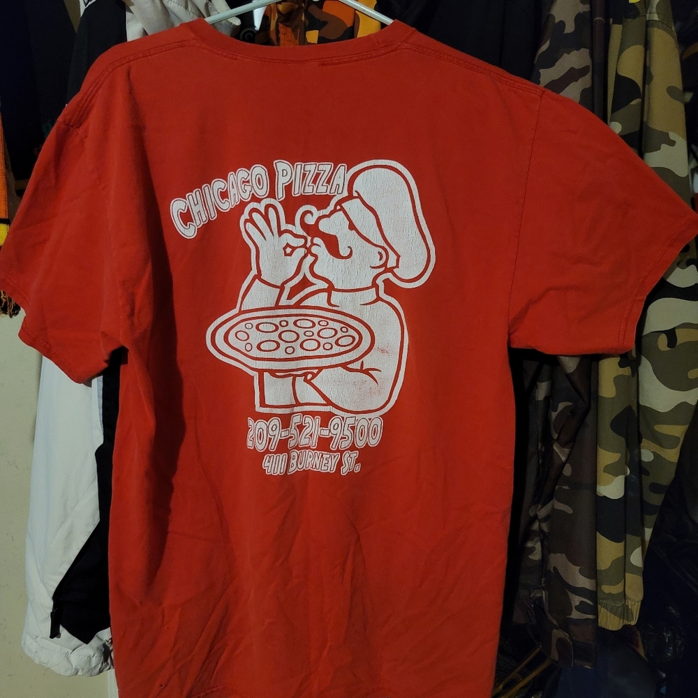 Vintage Red Chicago Pizza Graphic T-Shirt
